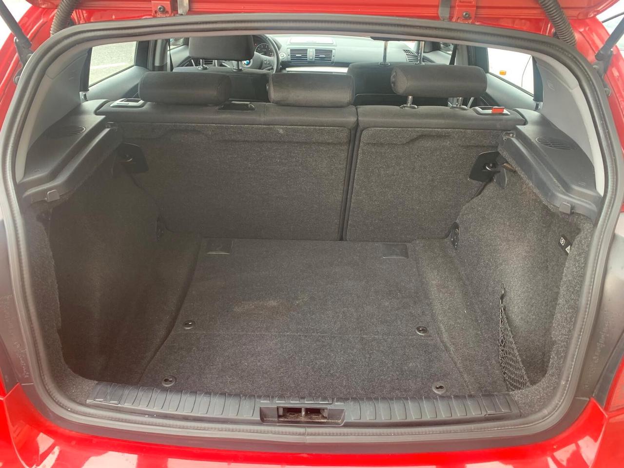 Bmw 116i cat 5 porte Neopat. Ok immatricolazione