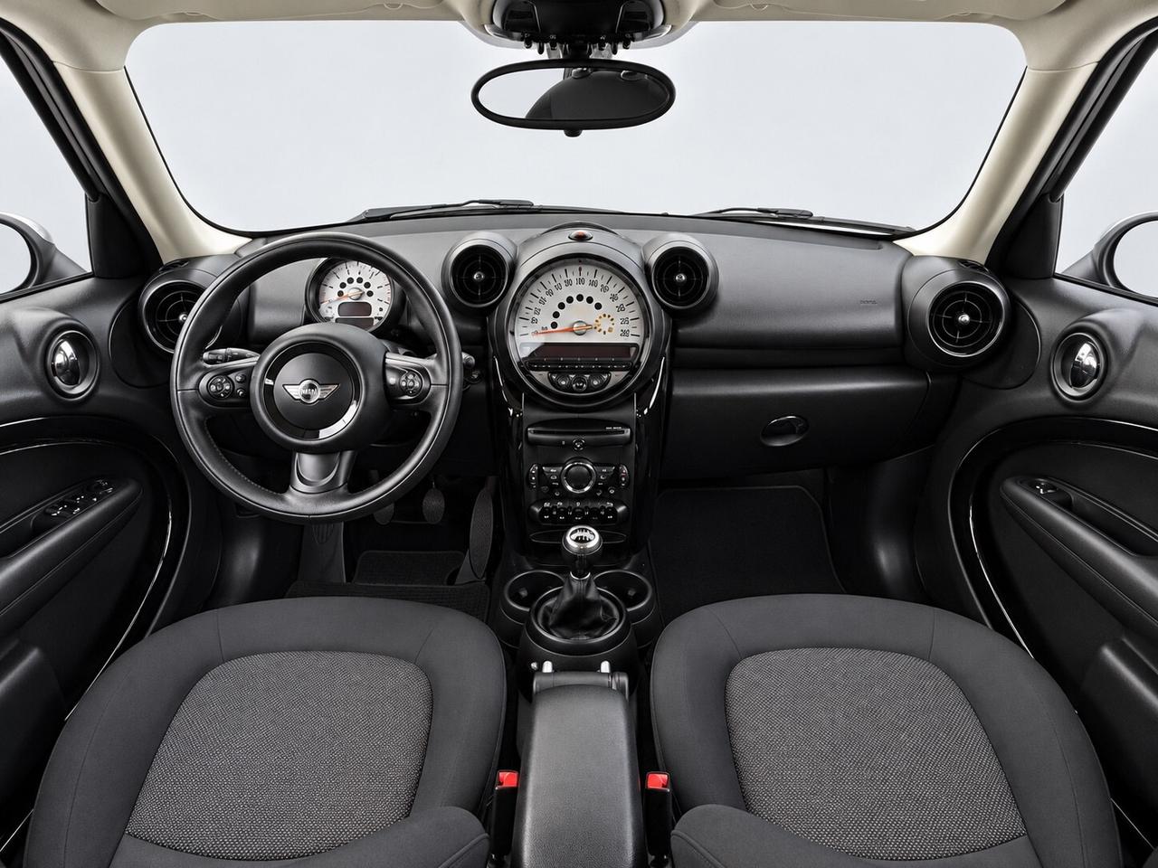 MINI COOPER D COUNTRYMAN 1.6 NEOPATENTATi R60