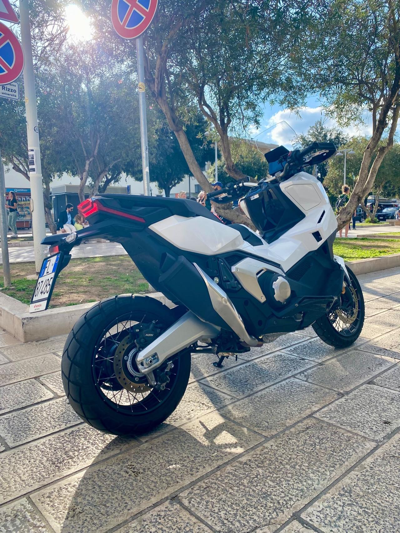 Honda X-ADV 750