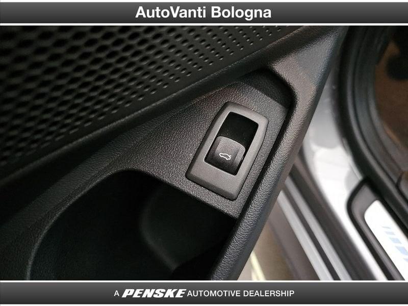 BMW Serie 3 320d Touring mhev 48V MSport auto