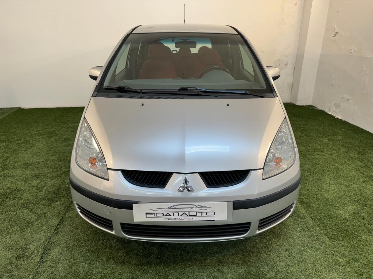 Mitsubishi Colt 1.3 16V 5p. Invite AUTOMATICA