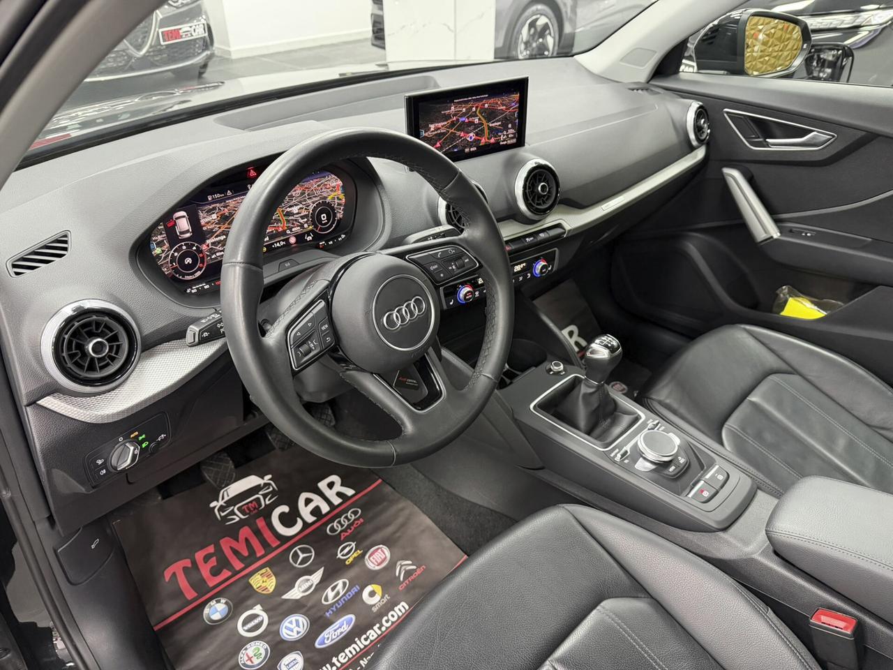 Audi Q2 30 TDI Identity Black S-LINE