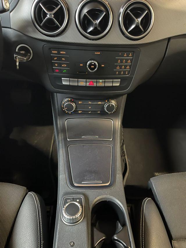 MERCEDES-BENZ B 180 d Automatic Sport