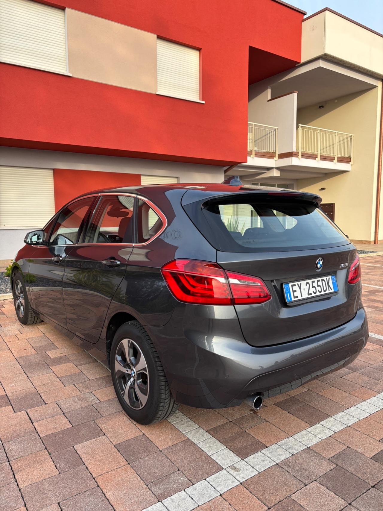 Bmw 2er Active Tourer 218i Sport