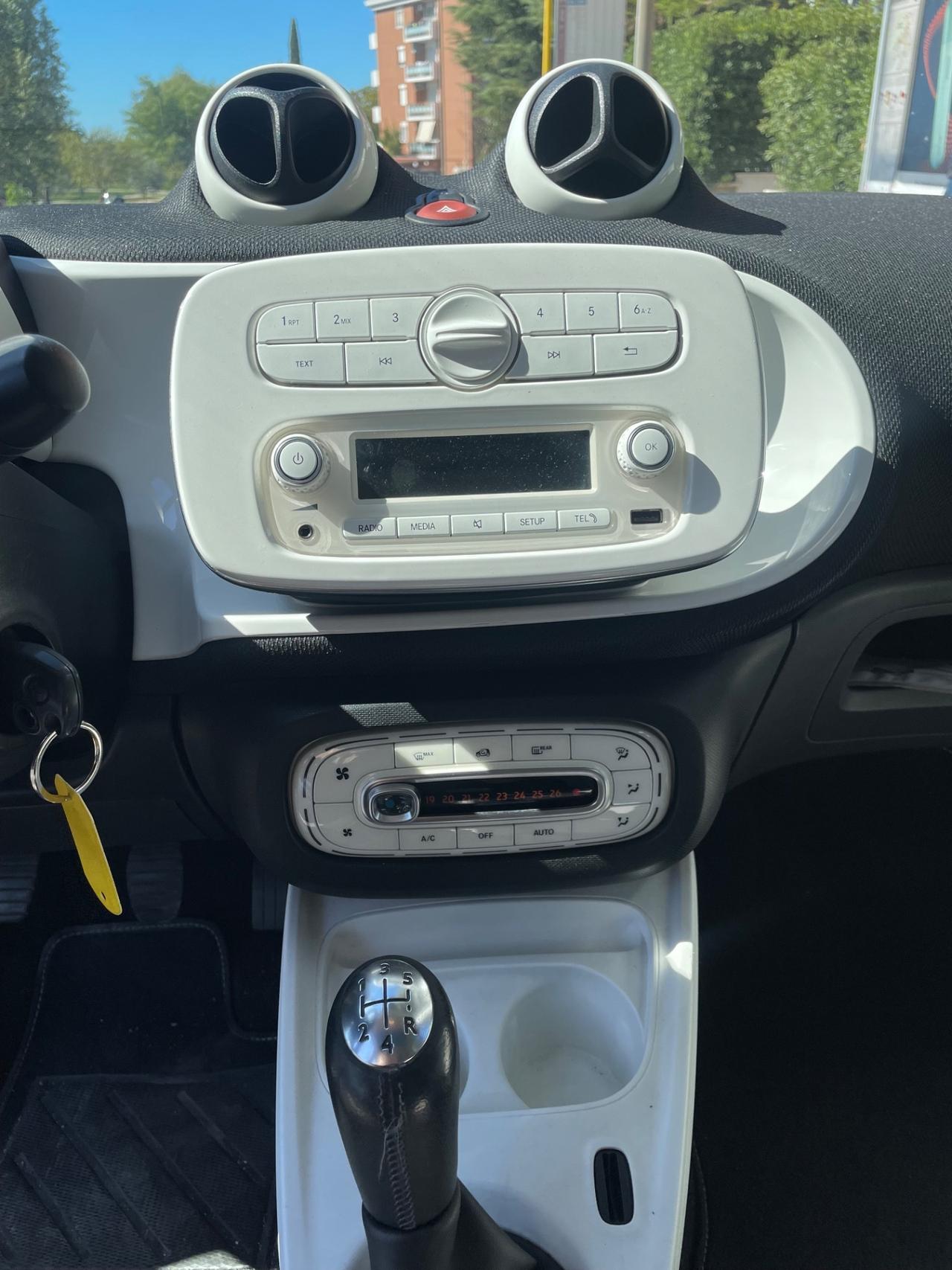 Smart ForFour 70 1.0 Passion Neop manutenzione certificata