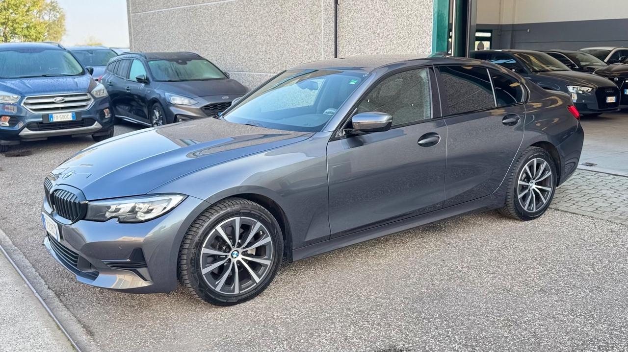 Bmw 320 D 190cv Advantage AUTOMATICA LED BERLINA