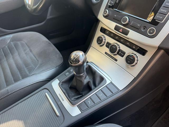 VOLKSWAGEN Passat Var 2.0 TDI 4motion Highline