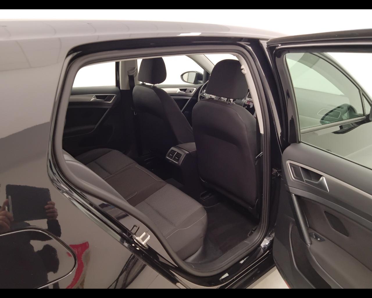 VOLKSWAGEN Golf VII 2017 5p - Golf 5p 1.6 tdi Trendline 90cv