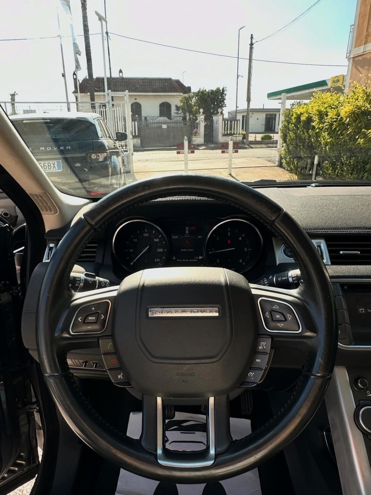 Land Rover Range Evoque 2.0 TD4 180 CV 5p. Pure