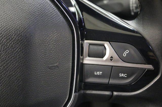 PEUGEOT 3008 BlueHDi 130 S&S Allure "PARI AL NUOVO"