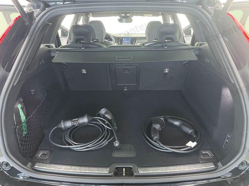 Volvo XC60 T6 PLUG IN AWD AUT ULTRA BLACK EDITION