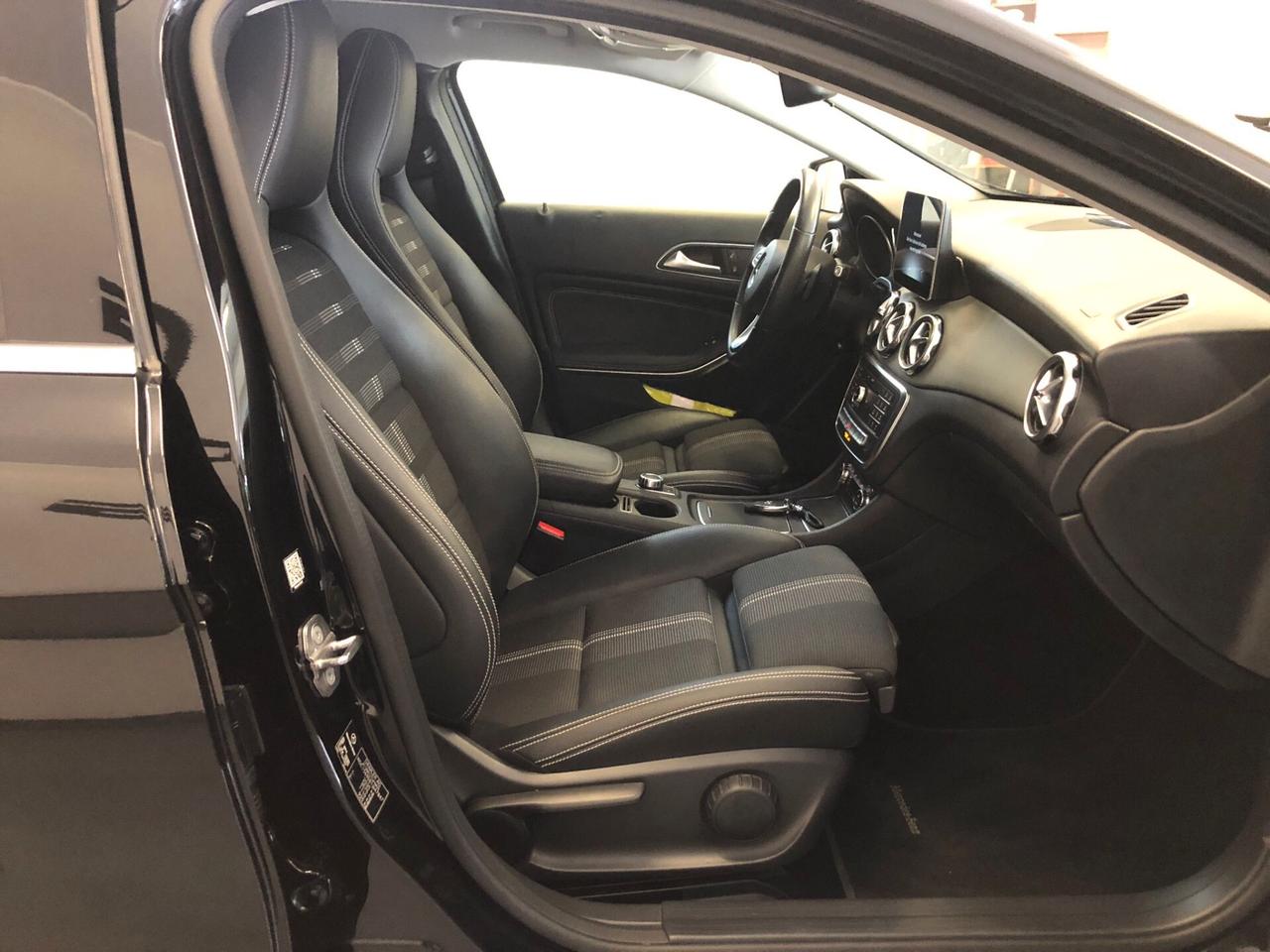 Mercedes-benz GLA 200 d Auto (( Gancio Traino ))