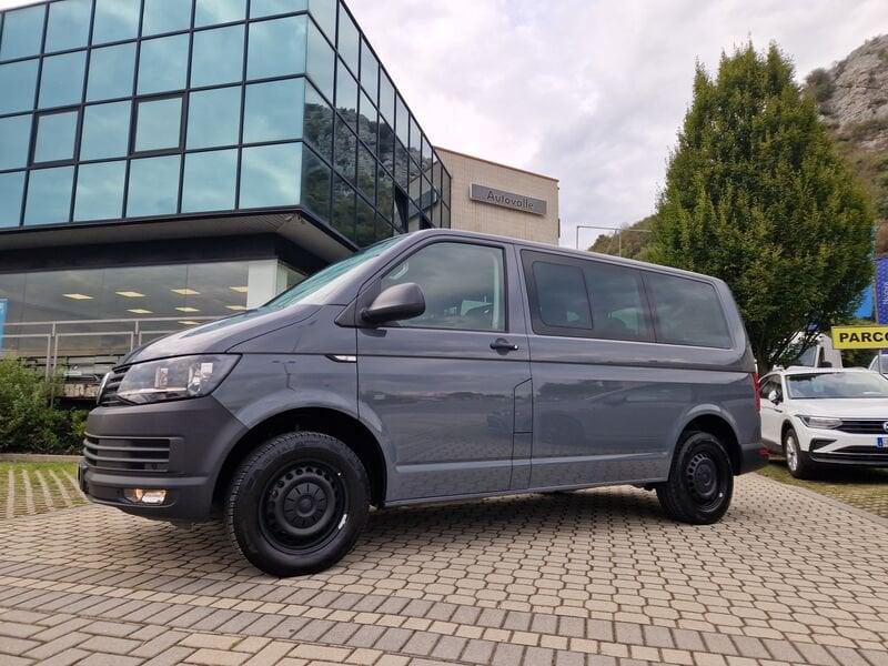 Volkswagen Caravelle 2.0 TDI DSG PC TRENDLINE 6 posti