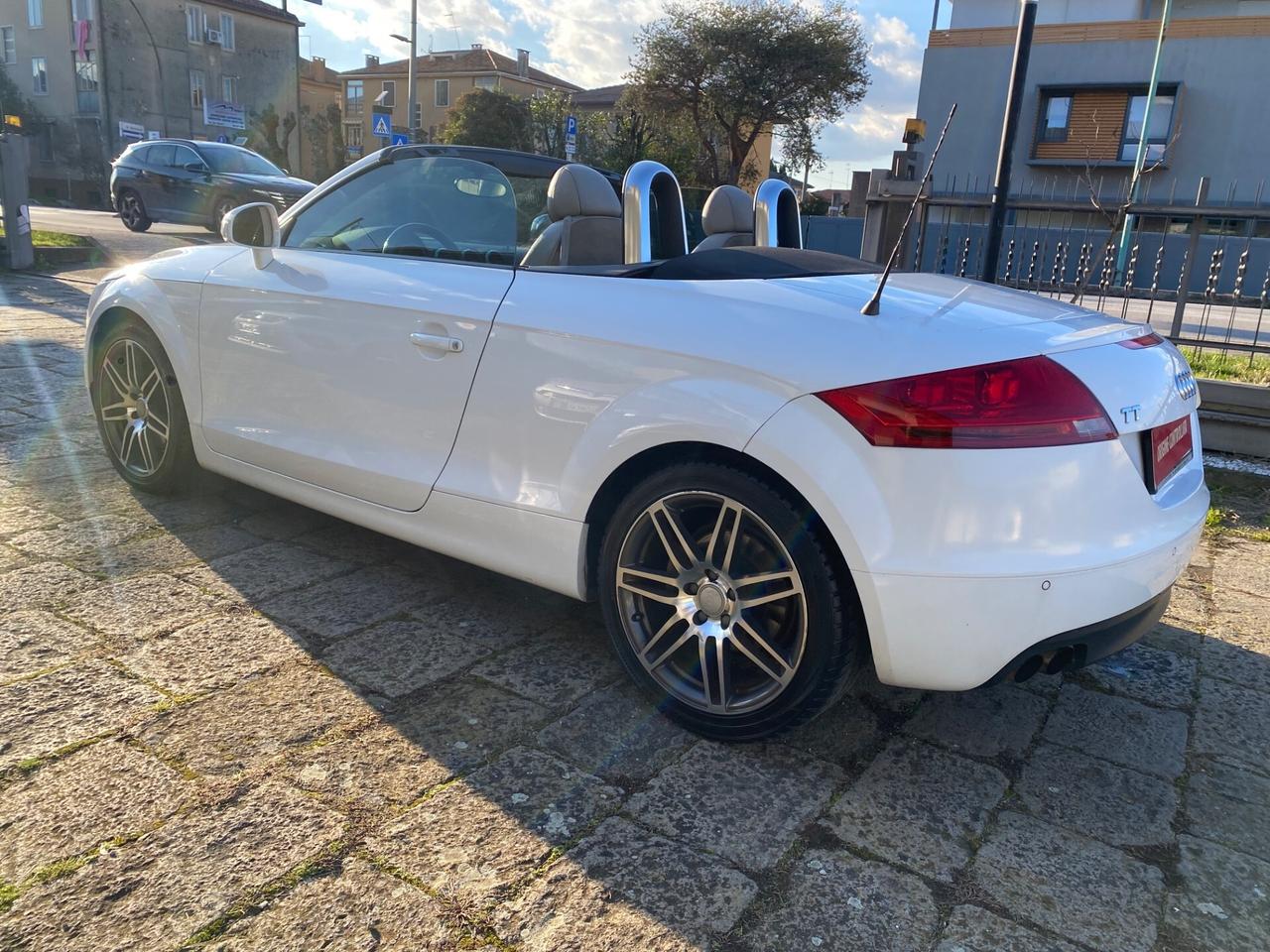 Audi TT Roadster 2.0 TFSI