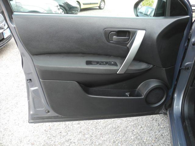 NISSAN Qashqai 2.0 16v 4WD autom. -OK NEOPATENTATI- LEGGERE NOTE