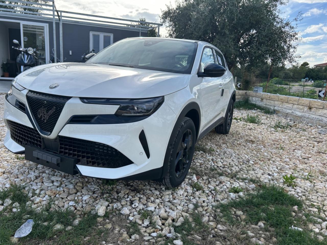 Alfa Romeo Junior 1.2 136 CV Hybrid eDCT6