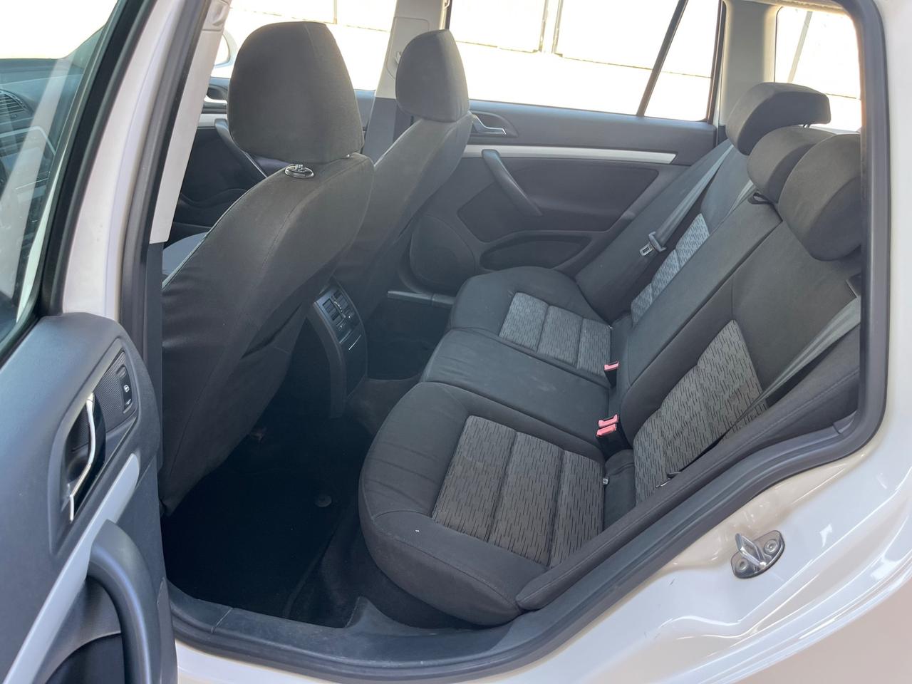 Skoda Octavia 1.6 TDI CR F.AP. Wagon Ambition