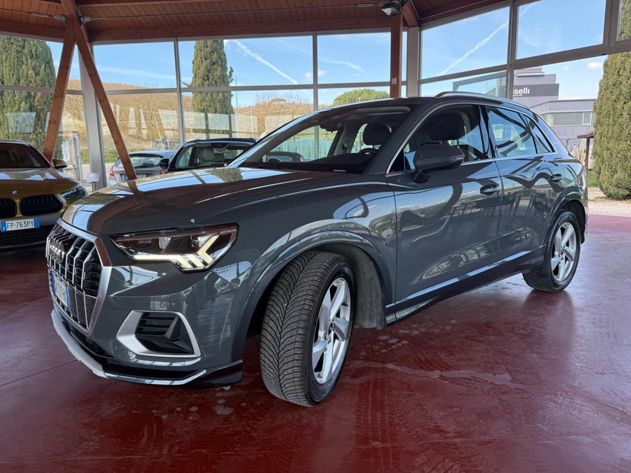 Audi Q3 2.0 Diesel - Automatico - Suv