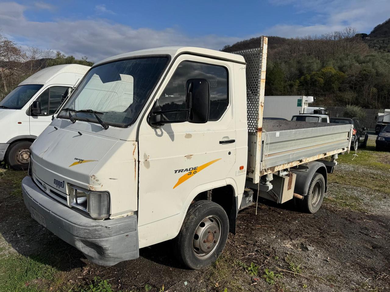 Nissan Trade 3.0 Ribaltabile