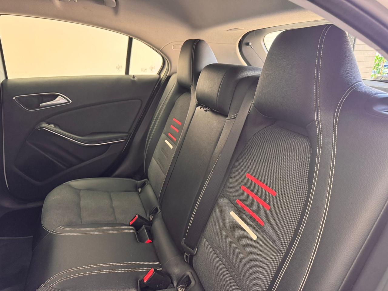 Mercedes-benz A 180 d -EURO 6- IVA ESPOSTA-GARANTITA-2017