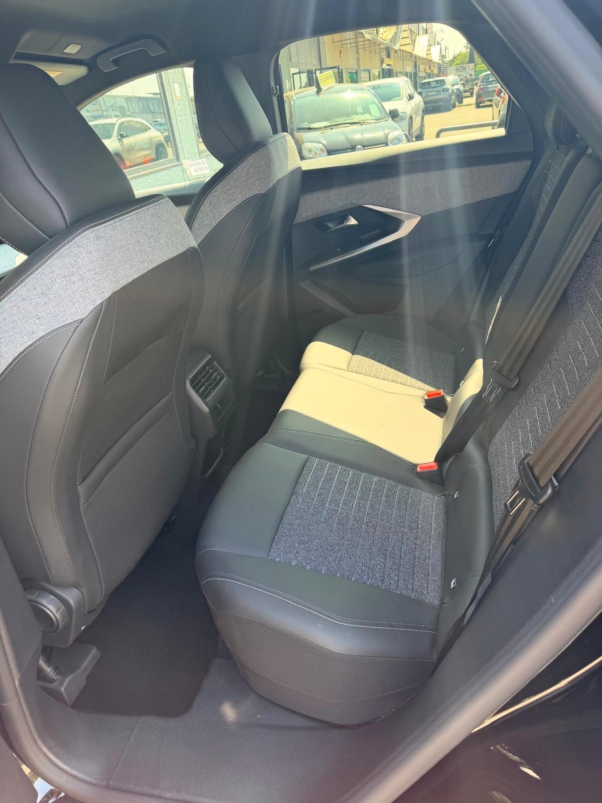 Peugeot 3008 Hybrid 136 e-DCS6 Allure