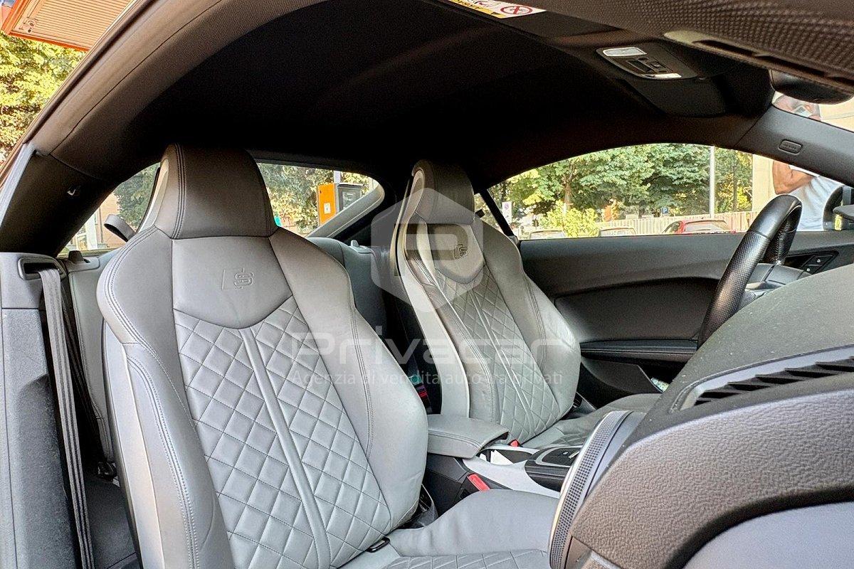 AUDI TT Coupé 2.0 TFSI quattro S tronic S line