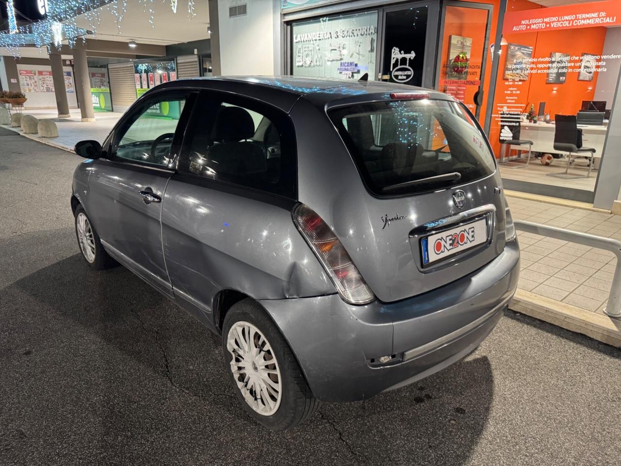 Lancia Ypsilon 1.3 MJT 75 CV NEOPATENTETI