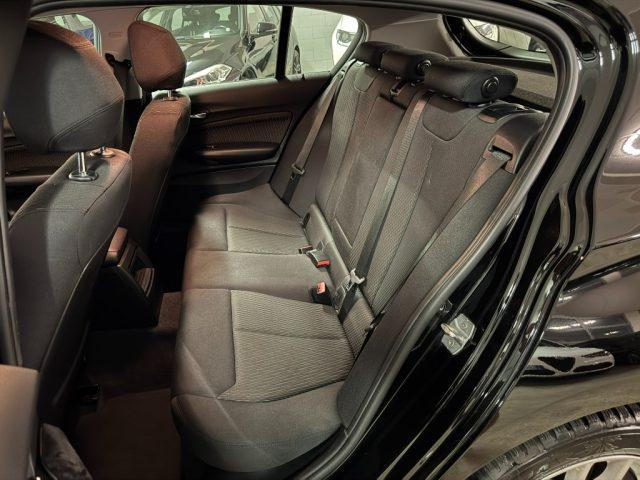 BMW 118 i 5p. Sport