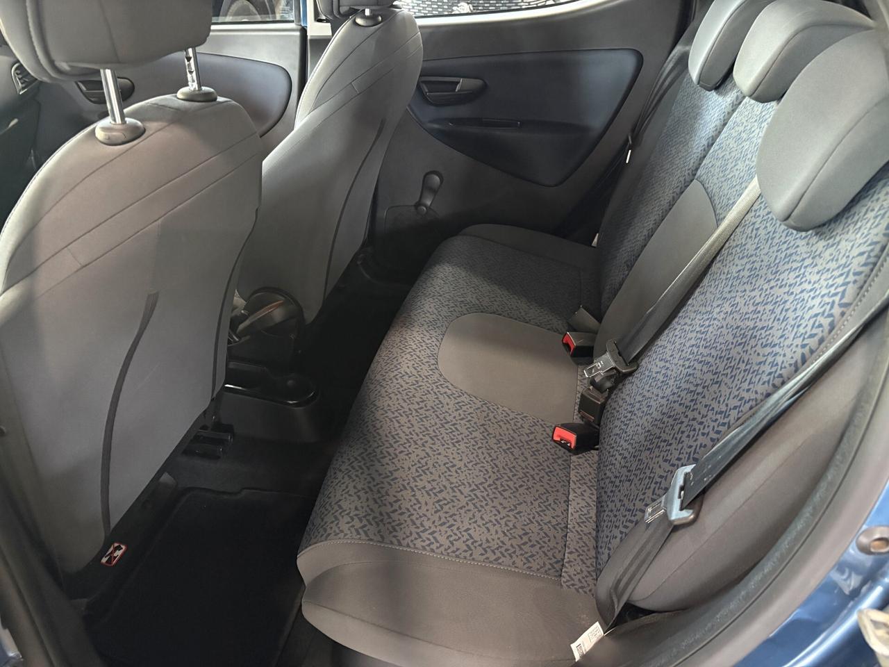 Lancia Ypsilon 1.0 FireFly 5 porte S&S Hybrid Gold