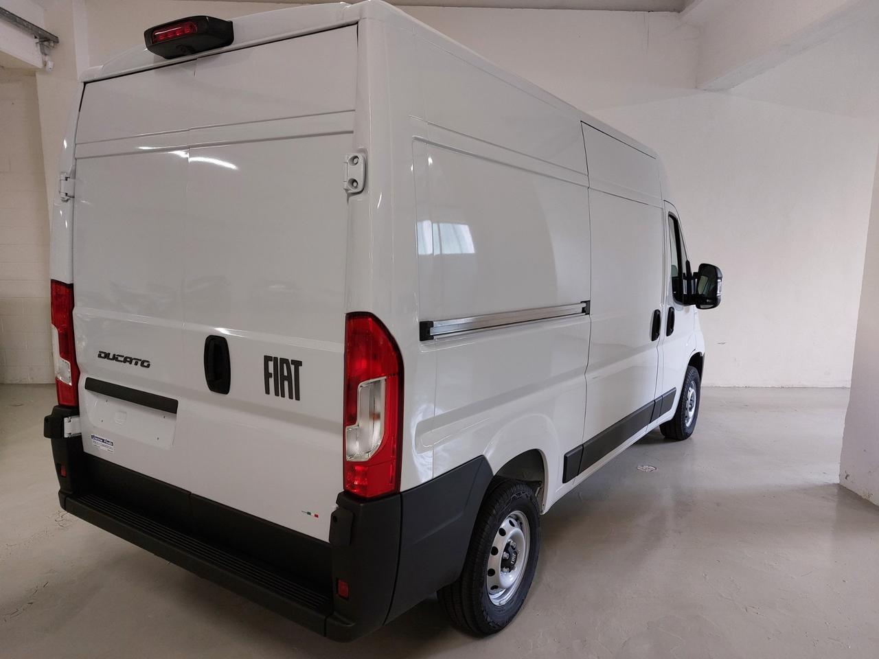 FIAT Ducato (4ª serie) Ducato 33 2.2 Mjt 140CV...