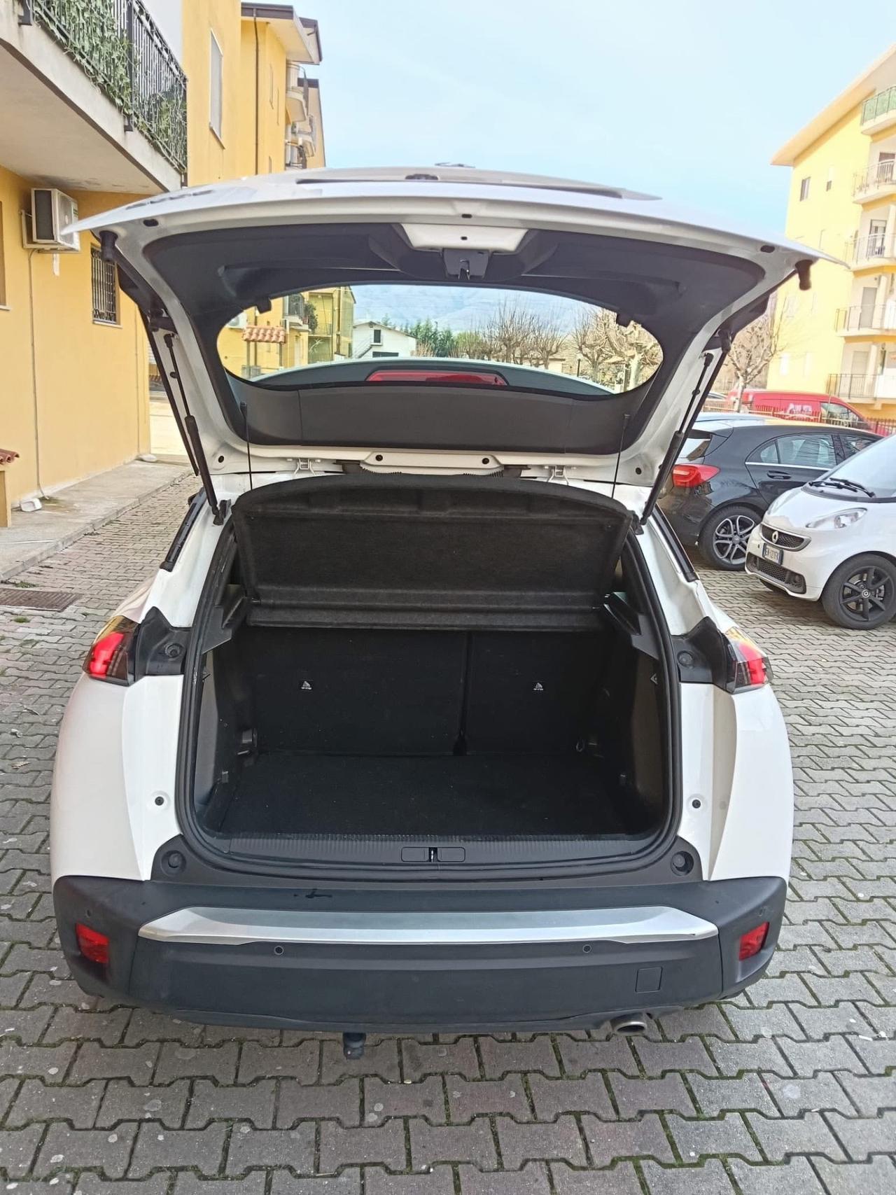 Peugeot 2008 BlueHDi 110 S&S Allure Pack