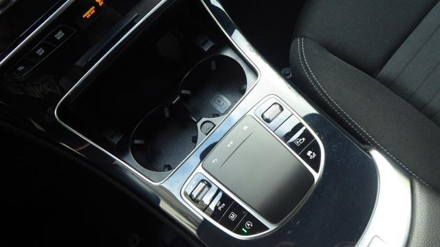 MERCEDES-BENZ GLC 220 d 4Matic Business