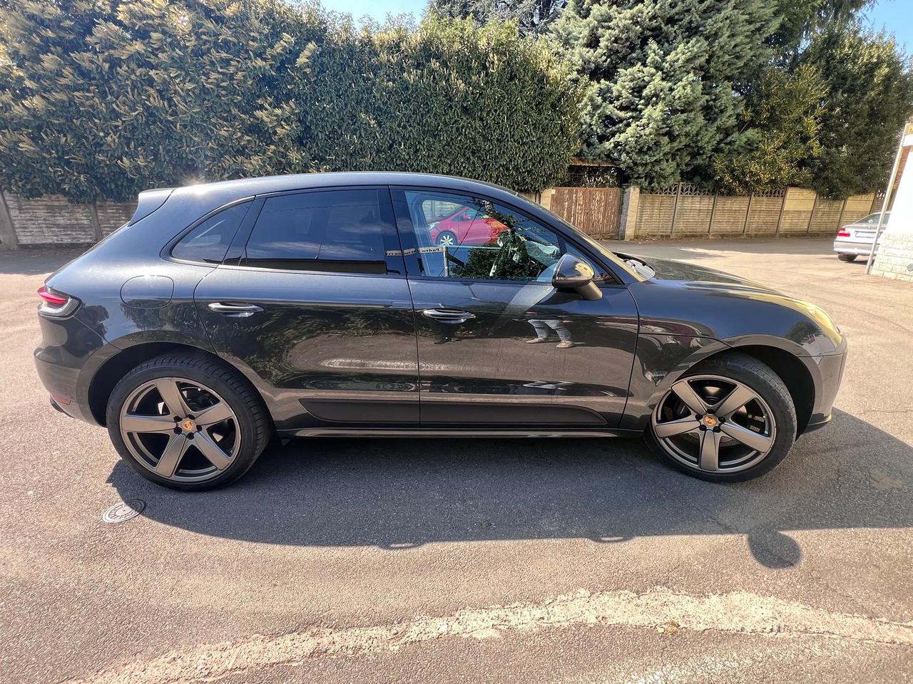 Porsche Macan 2.0 #10291