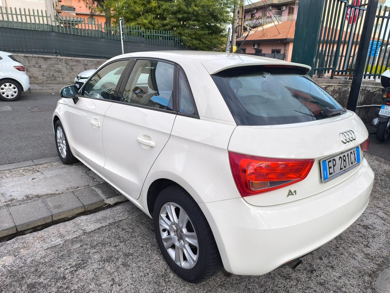 Audi A1 SPB 1.2 TFSI S line edition plus