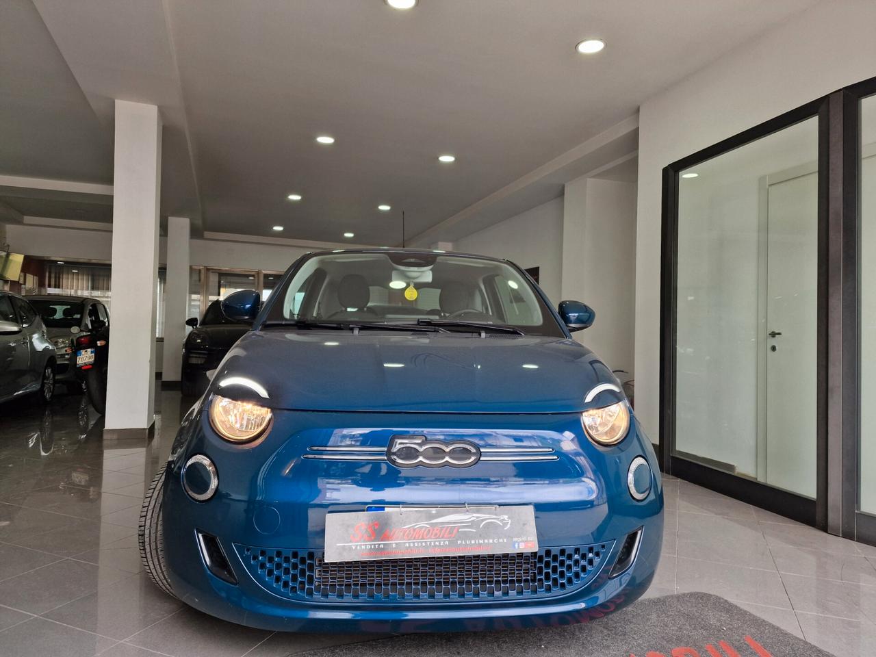 Fiat 500e Berlina 42 kWh Icon