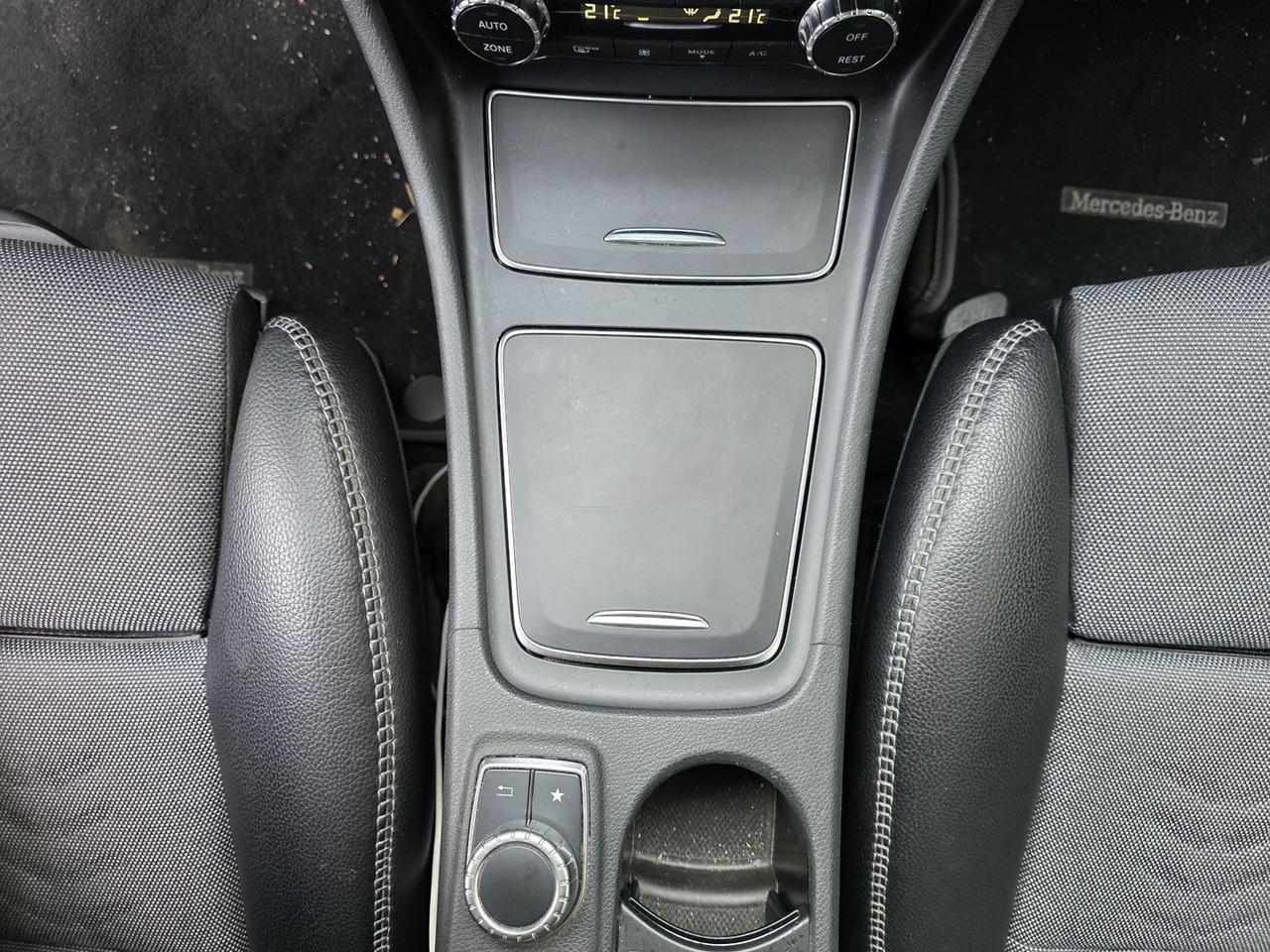 Mercedes-Benz GLA 200 GLA-Clas #7563