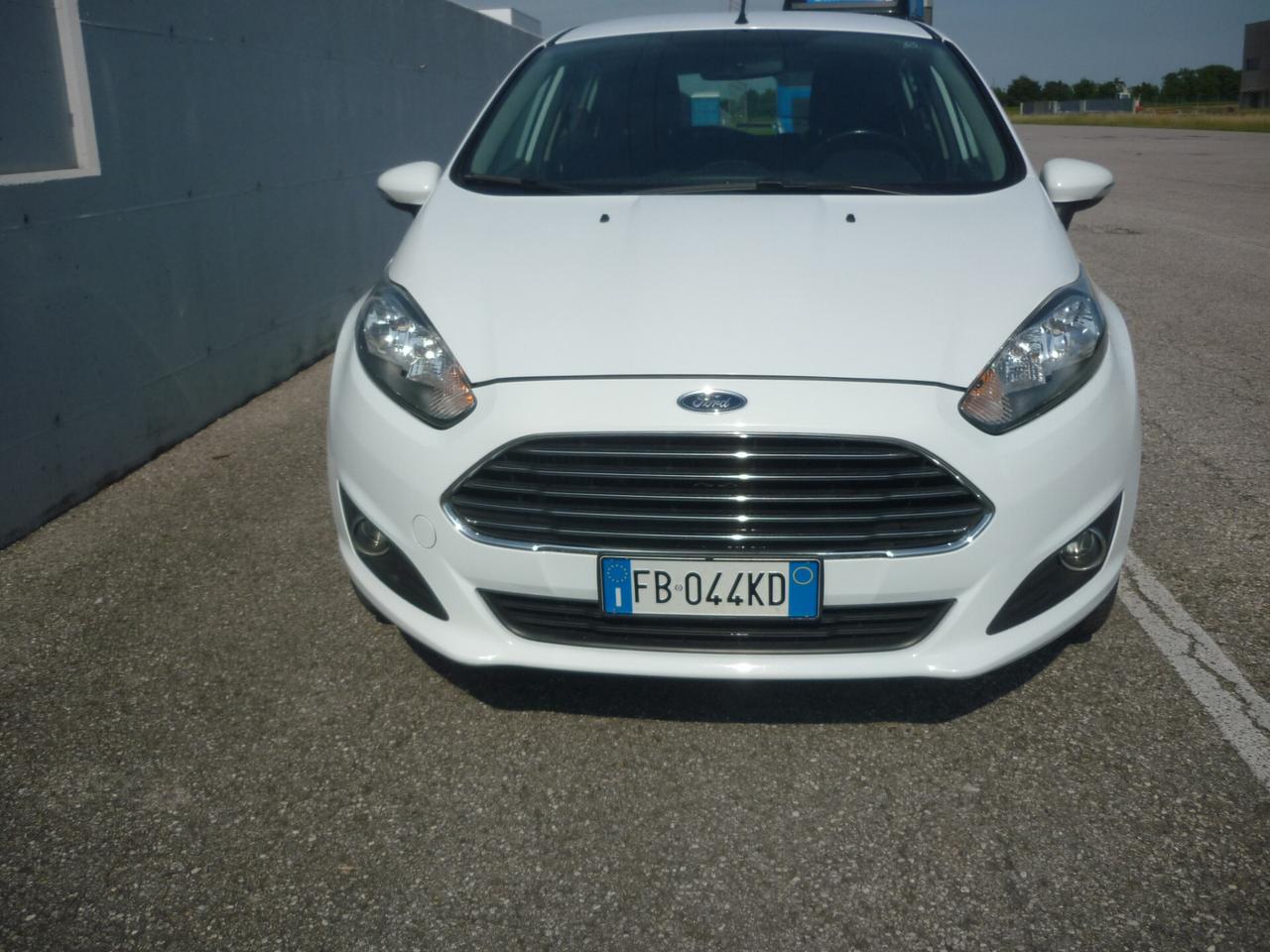 Ford Fiesta 1.5 TDCi 75CV 5 porte