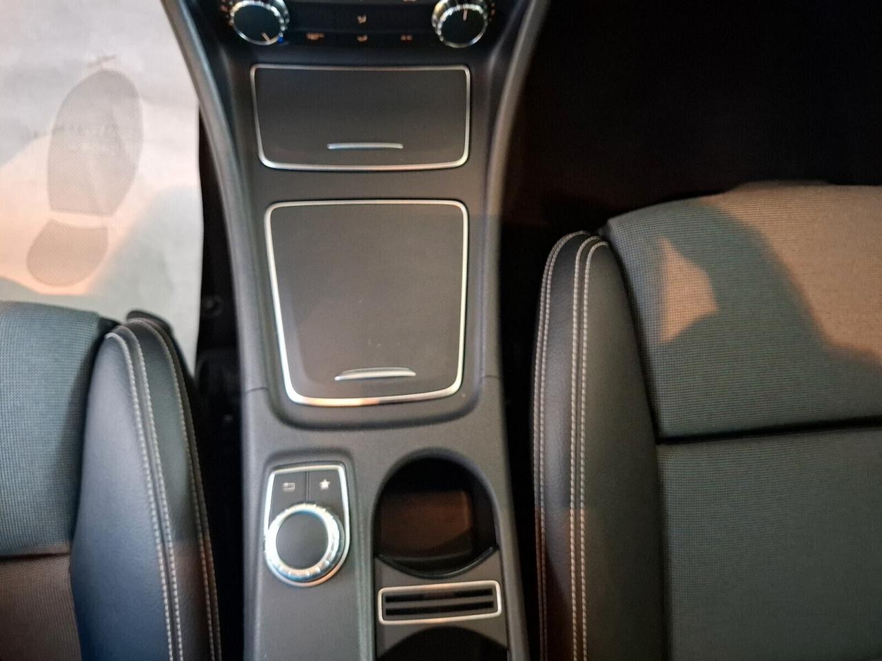 Mercedes-benz A 160 A 160 d Automatic Business FULL OPTIONAL NEOPATENTATO