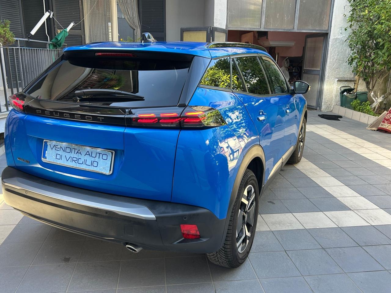 Peugeot 2008 BlueHDi 130 S&S EAT8 Allure Pack