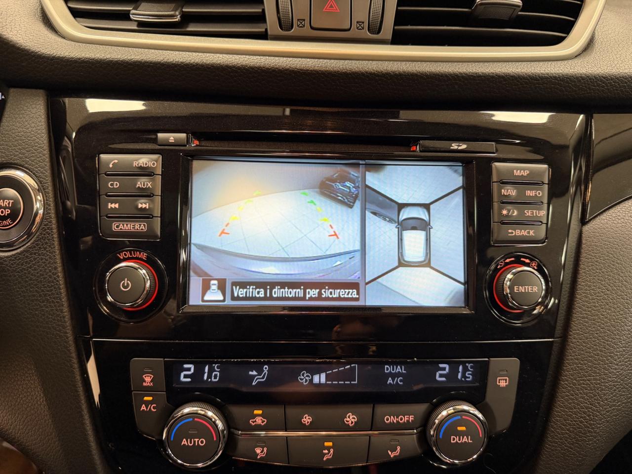 Nissan Qashqai 1.5 dCi Tekna FULL OPTIONAL