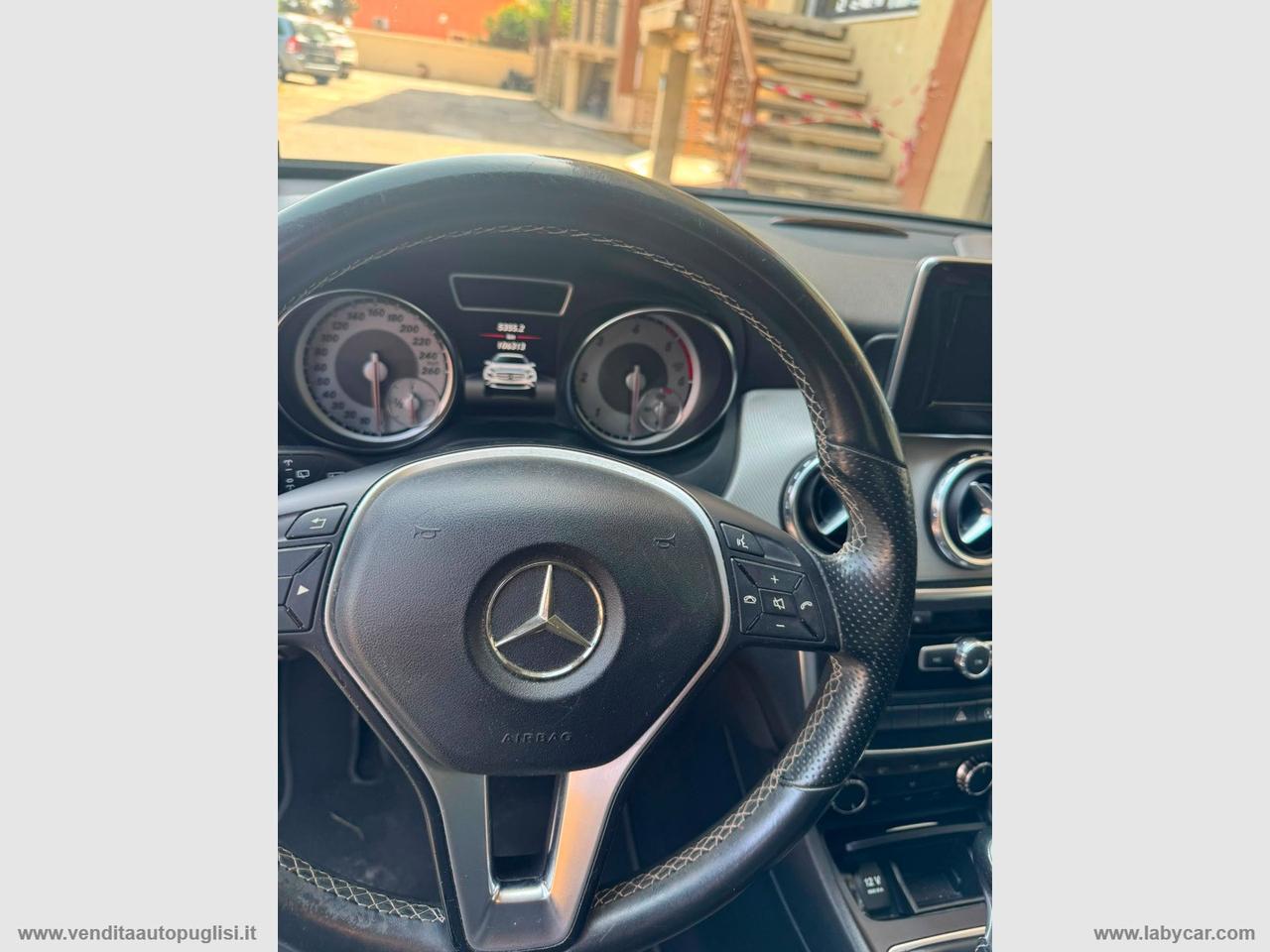 MERCEDES-BENZ GLA 200 d Sport
