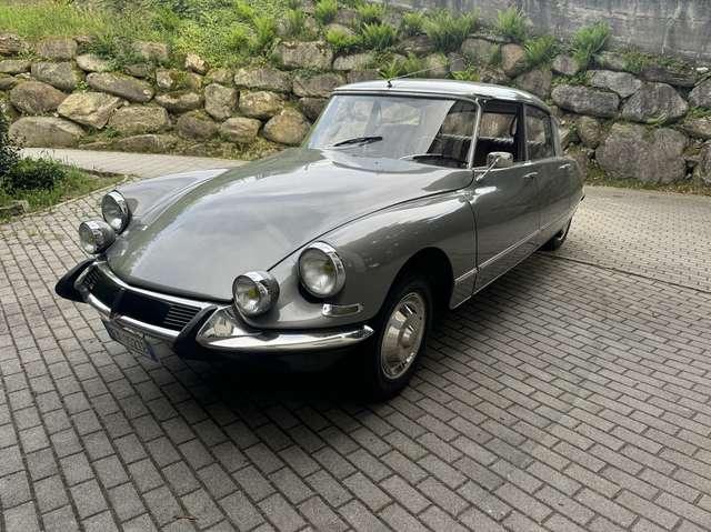 Citroen DS DS19 Pallas monodado primissima serie