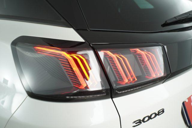 PEUGEOT 3008 3008 Hybrid 225 e-EAT8 GT