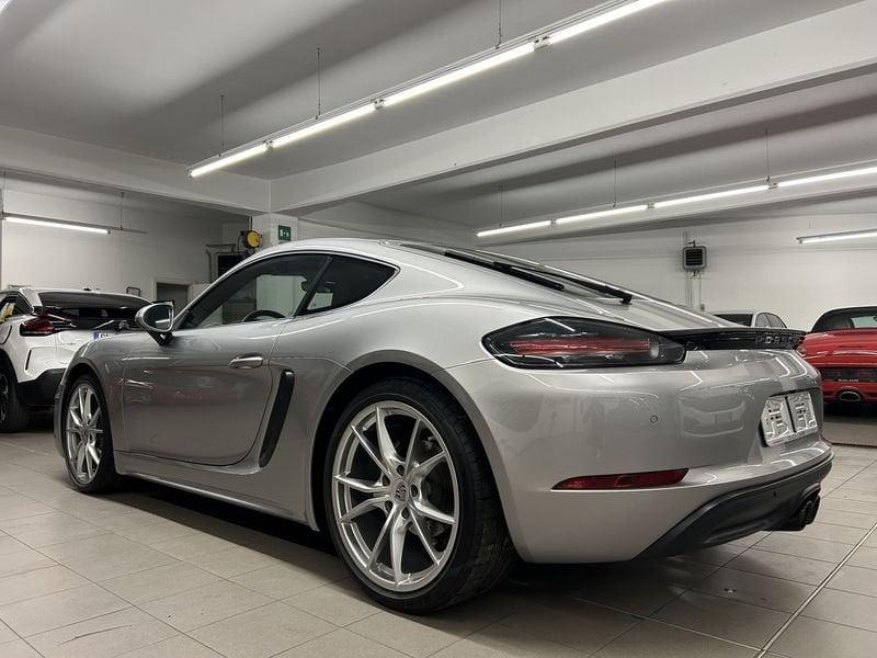 Porsche 718 Cayman 2.0