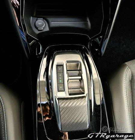PEUGEOT 2008 130 S&S EAT8 Allure Pack