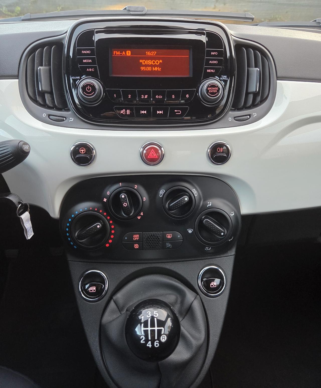 Fiat 500 1.0 Hybrid Cult 70cv