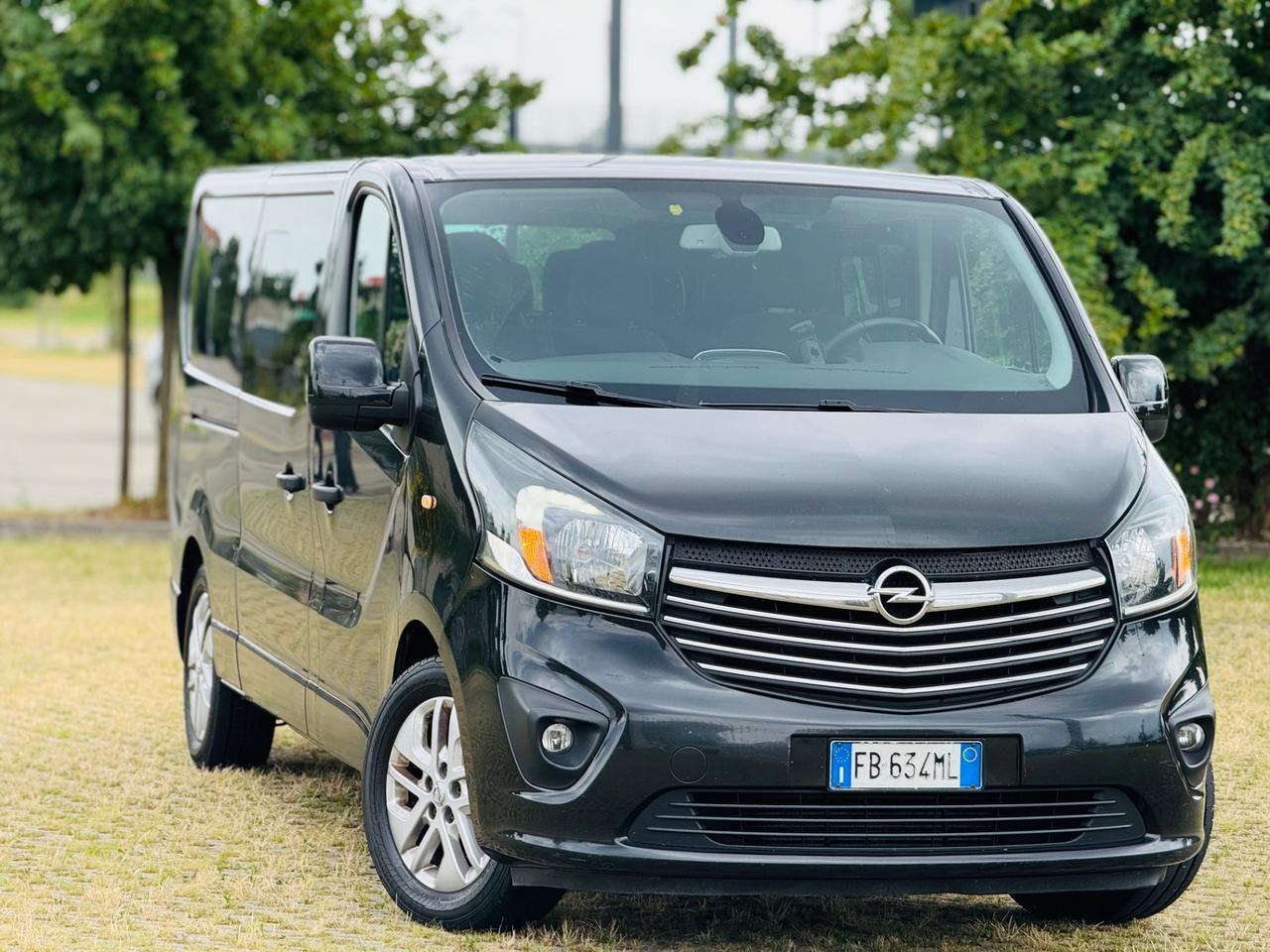 Opel Vivaro 29 1.6 BiTurbo S&S EcoFLEX PL-TN 8+1 P