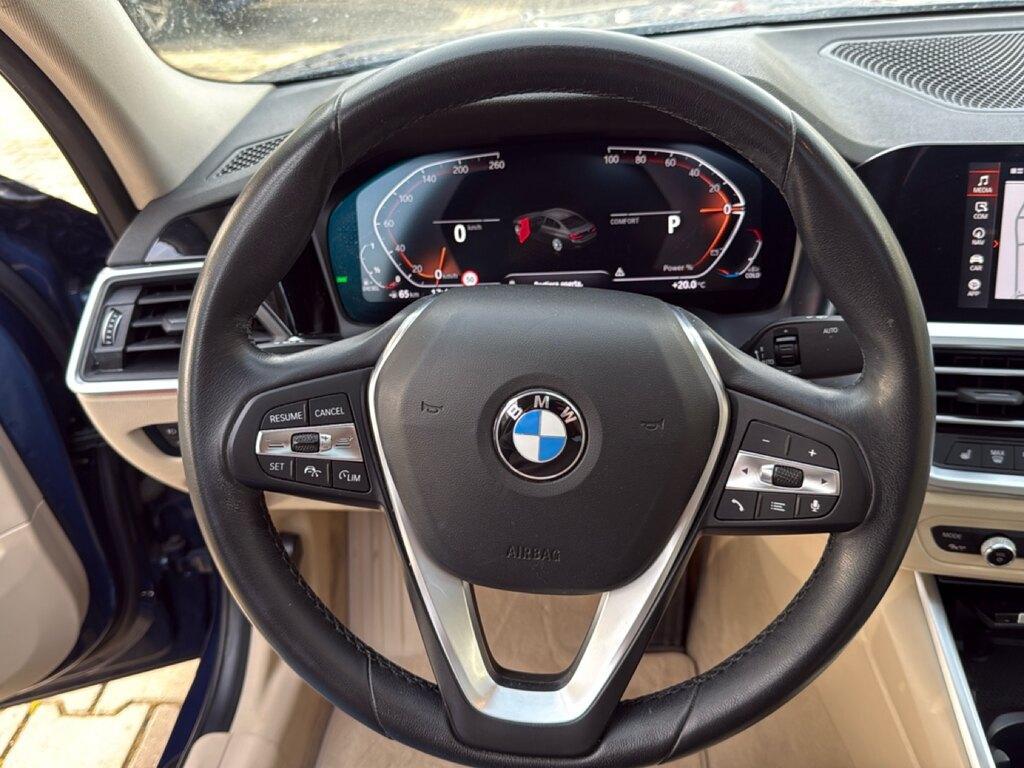 BMW Serie 3 Berlina 330 d Mild Hybrid 48V Luxury xDrive Steptronic