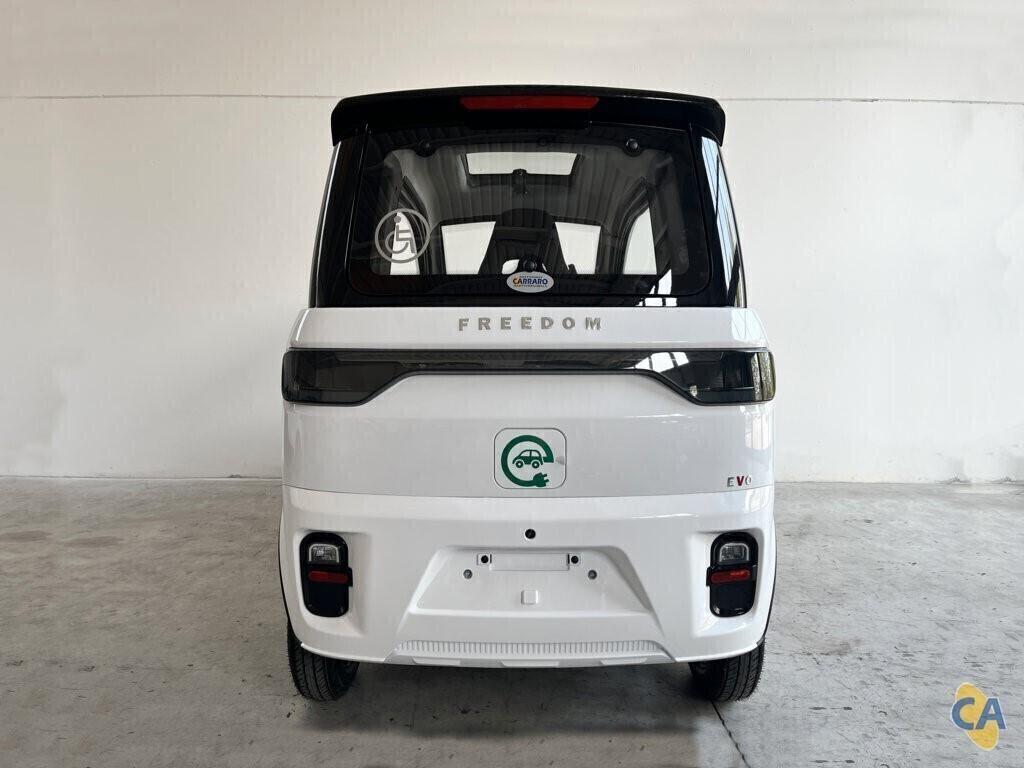FREEDOM EVO - Macchina Senza Patente- Manubrio
