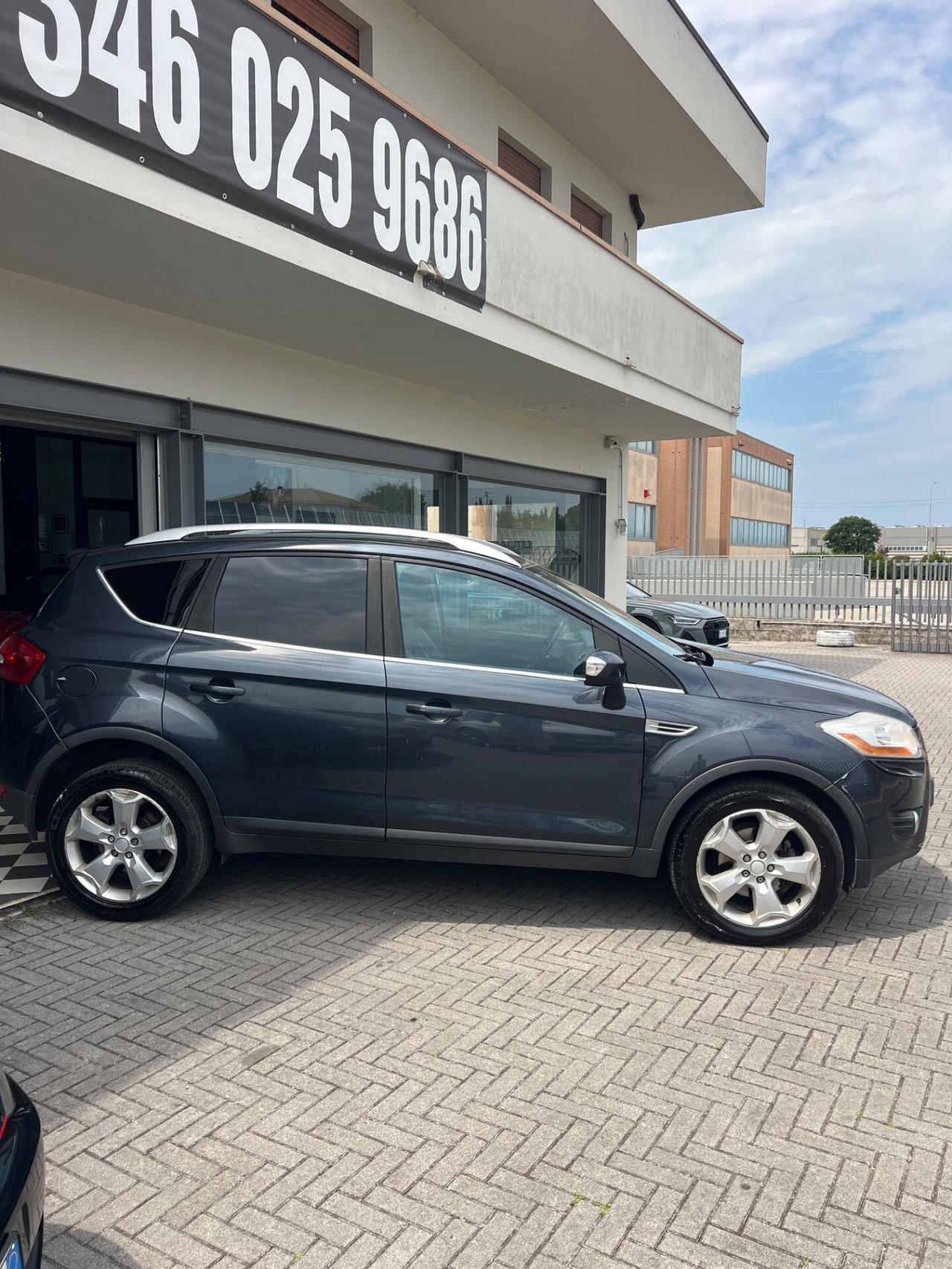 Ford Kuga 2.0 TDCi 136 CV 4WD Titanium DPF